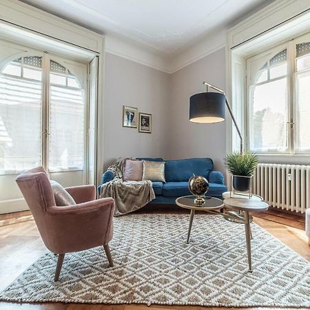 밀라노 Joivy Sophisticated 3-Bed Flat With Desk 아파트 외부 사진